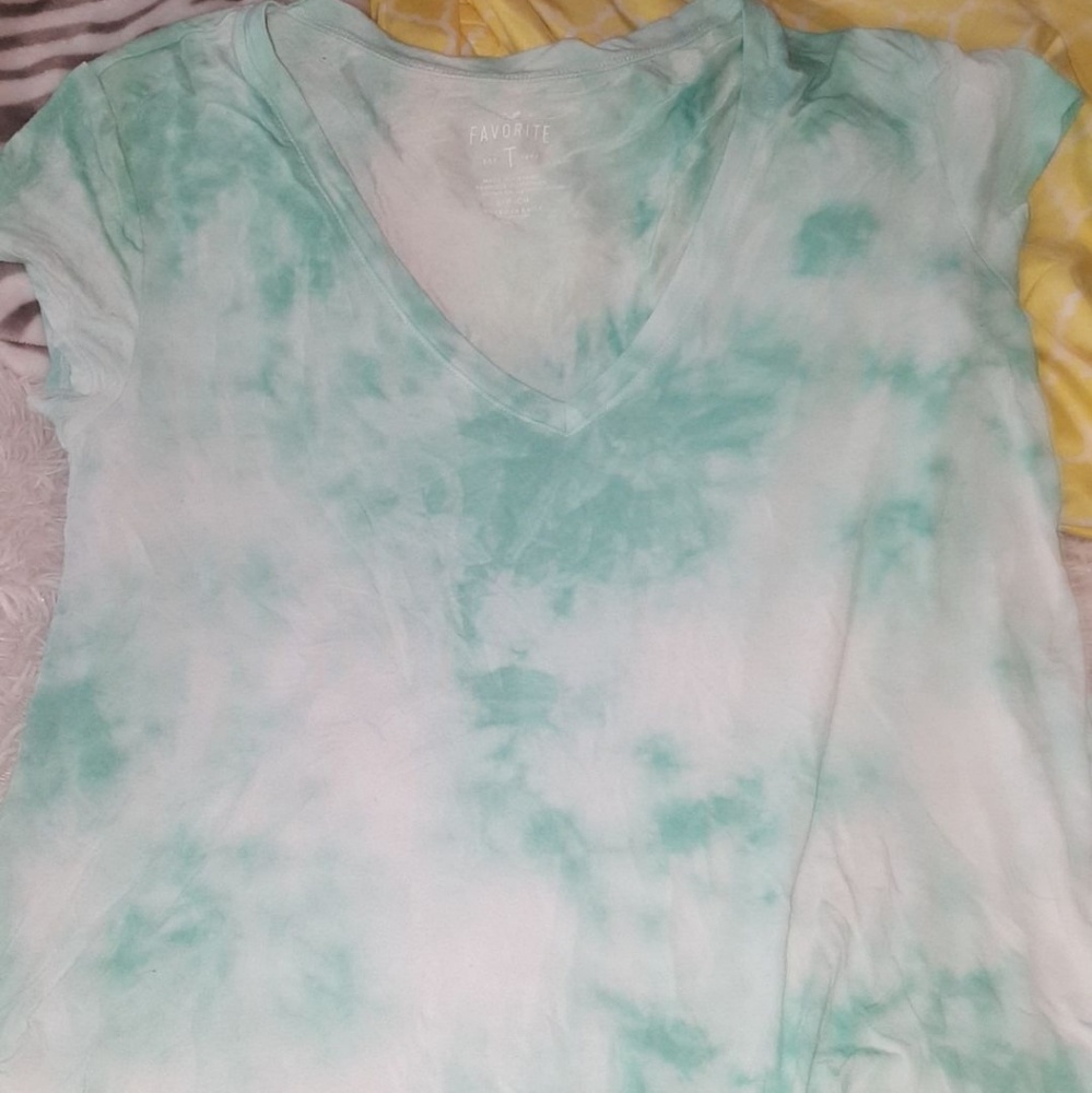 Women's Tie dye American Eagle Shirt.